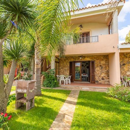 Iss Travel, Villa Fiorita - 800 M From La Cinta Beach 圣特奥多罗 外观 照片