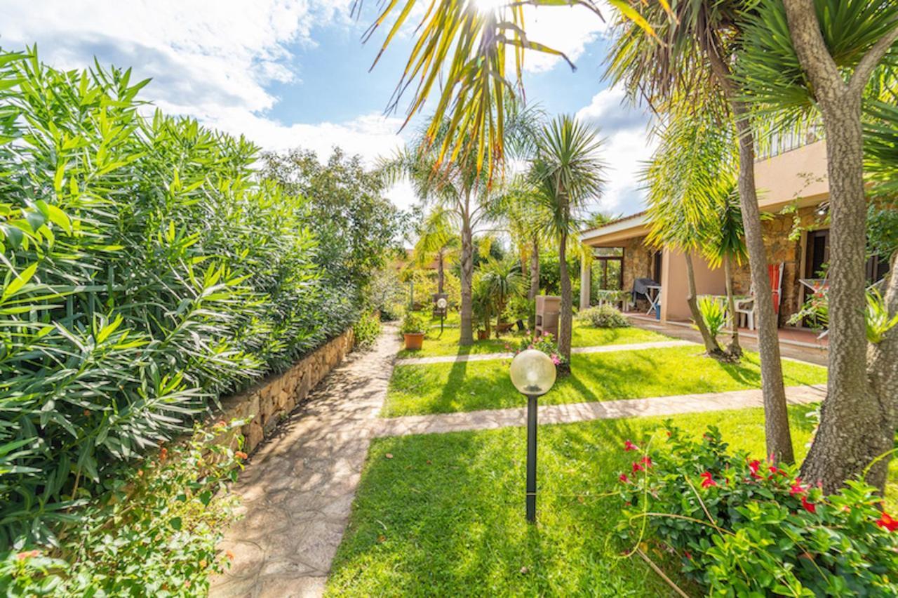 Iss Travel, Villa Fiorita - 800 M From La Cinta Beach 圣特奥多罗 外观 照片