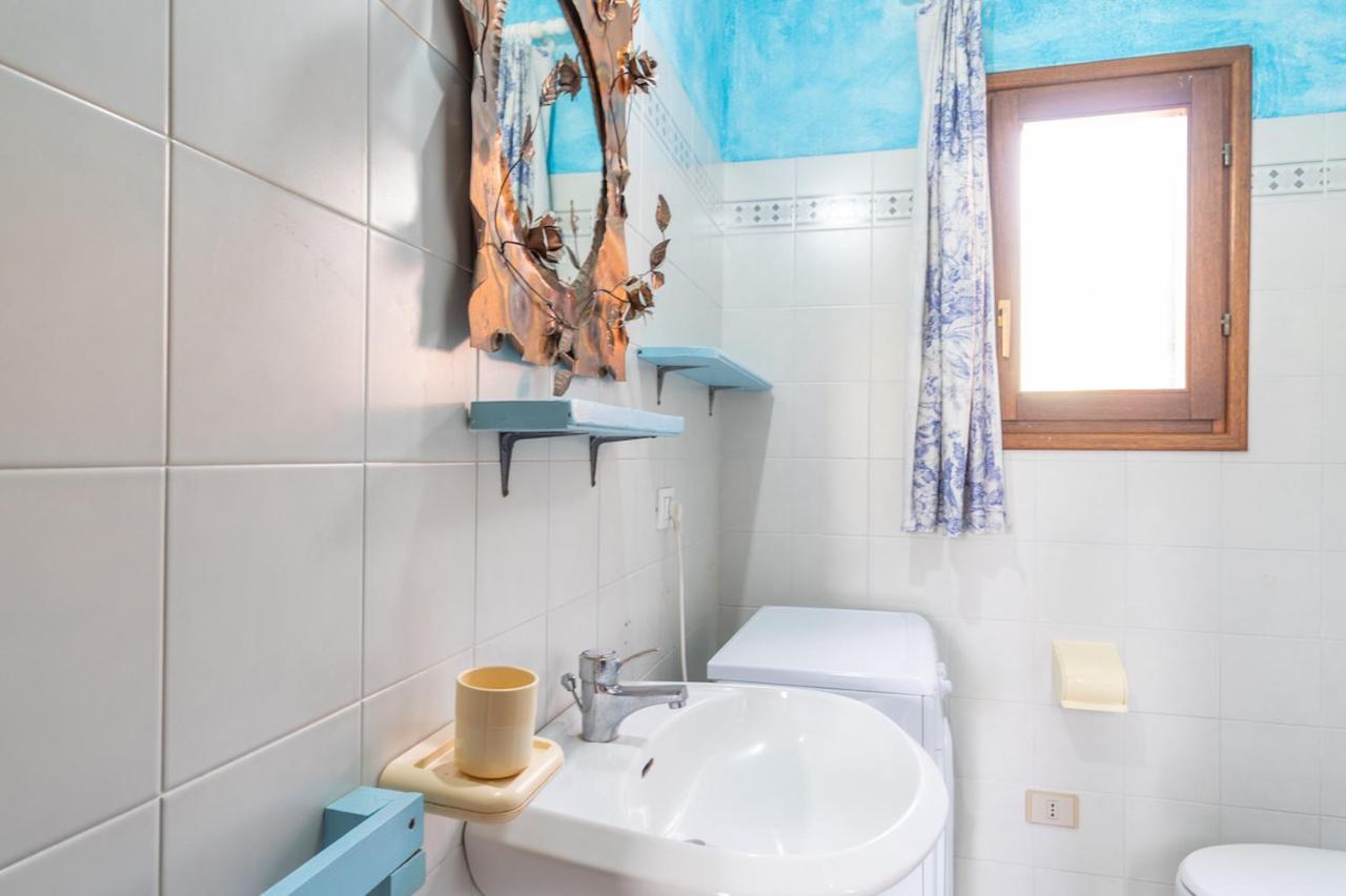 Iss Travel, Villa Fiorita - 800 M From La Cinta Beach 圣特奥多罗 外观 照片